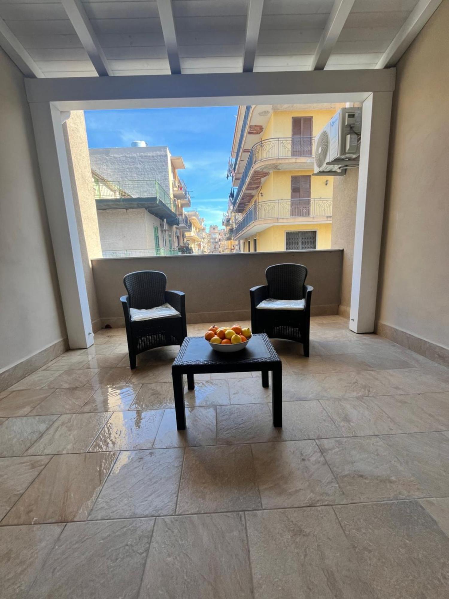 Casa Vacanze I Limoni Bagheria Bagian luar foto
